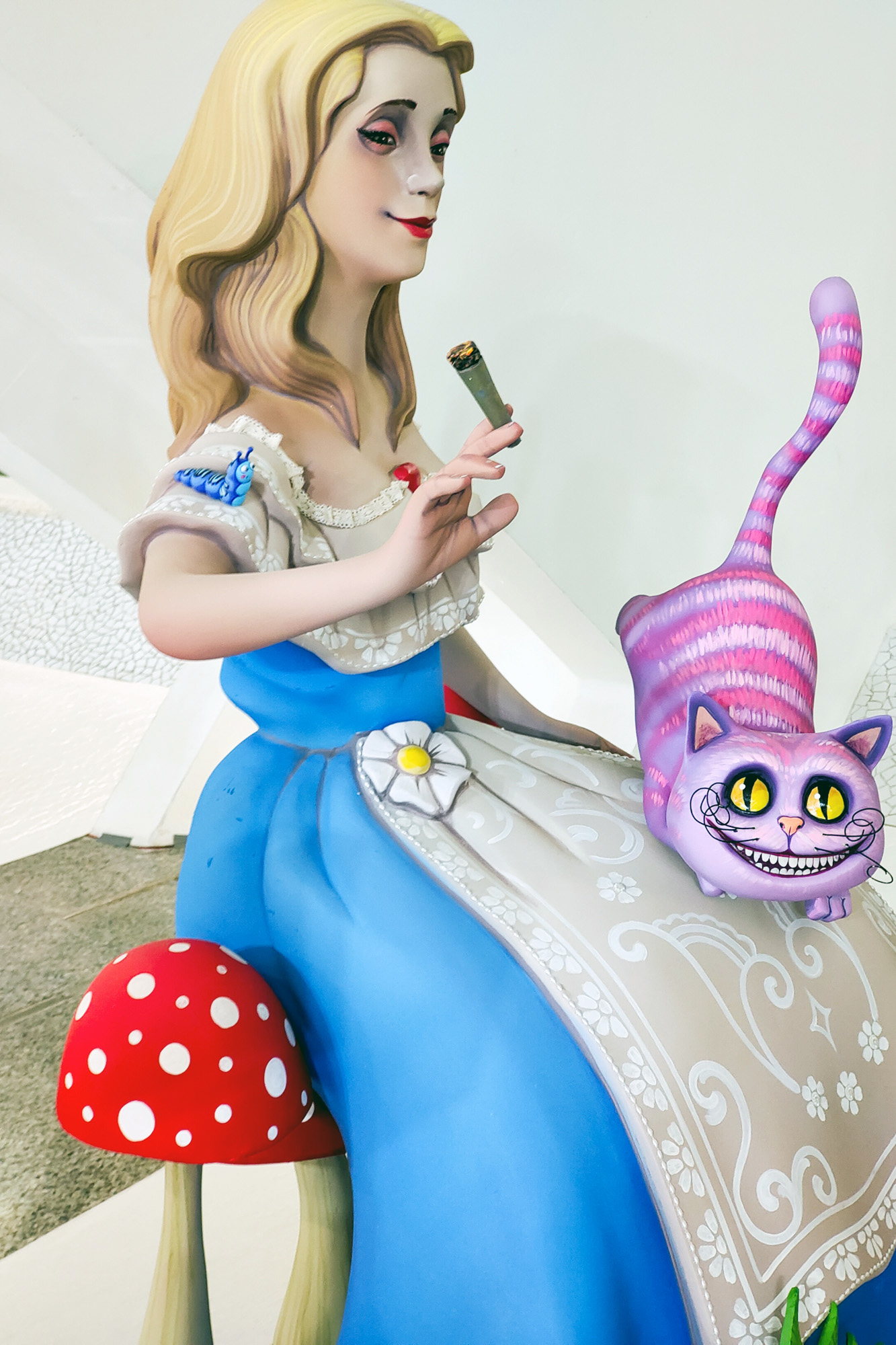 High THC Alice in Wonderland