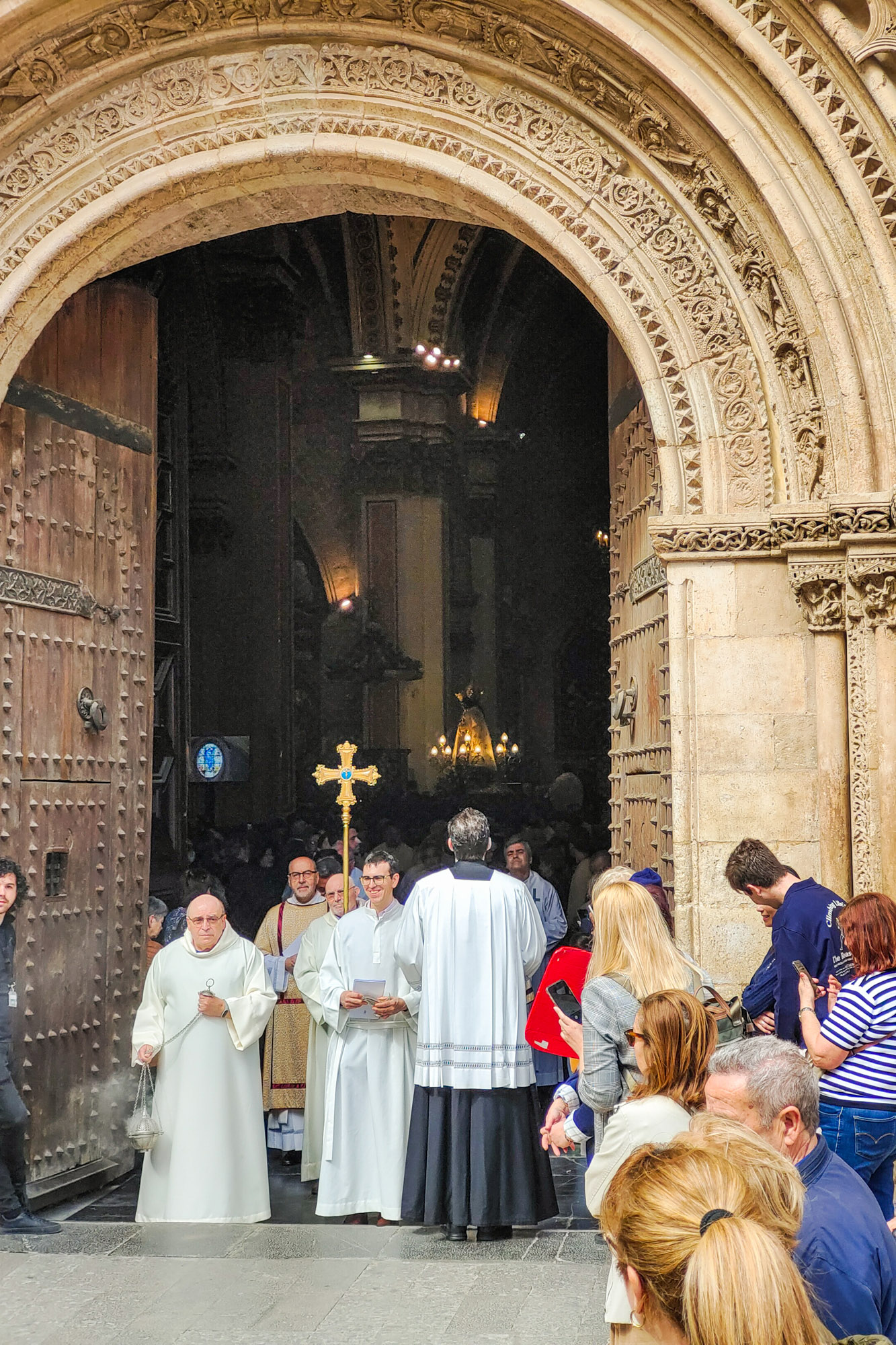 Open Cathedral door Valencia