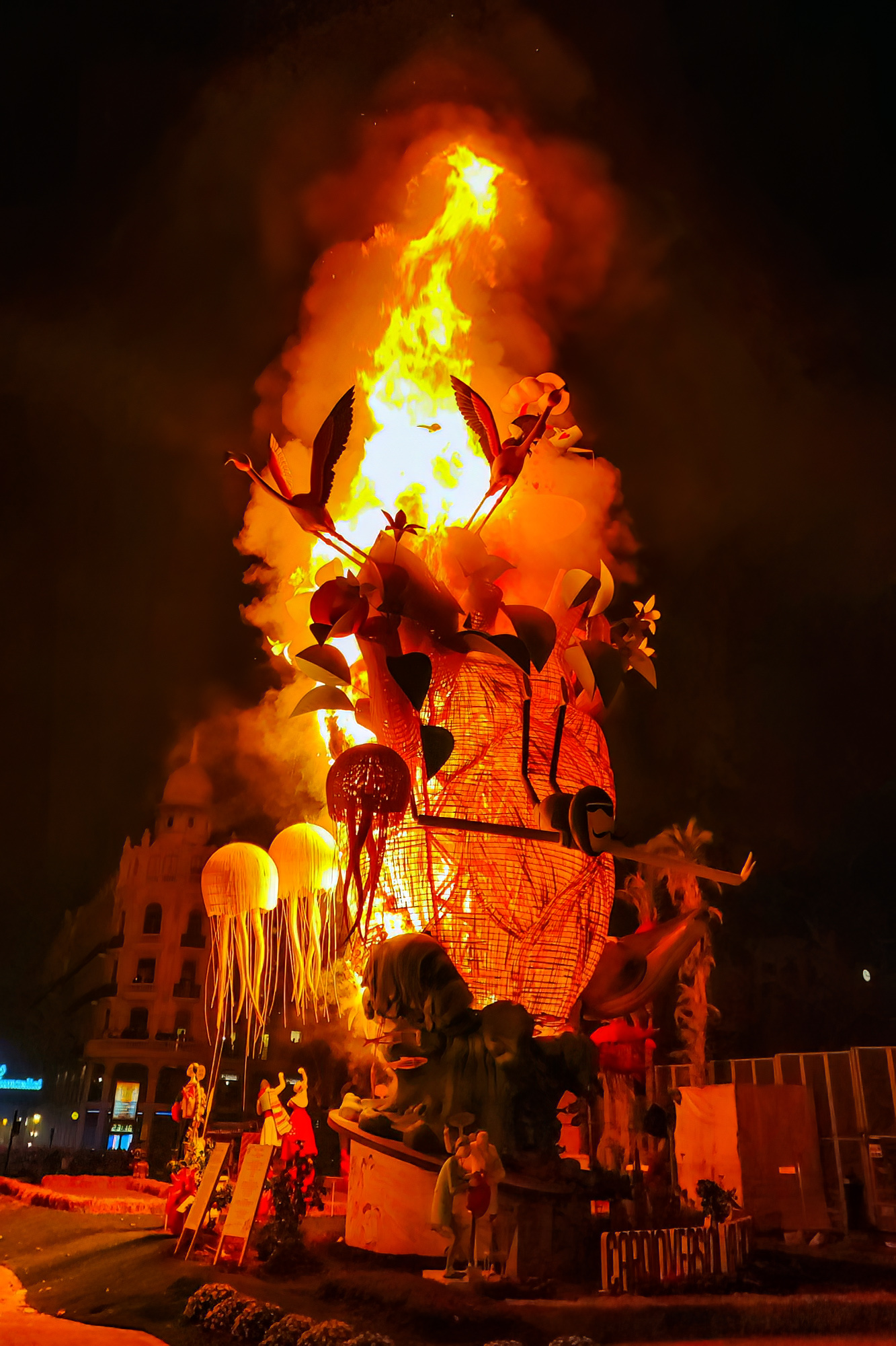 Fallas Burning figures