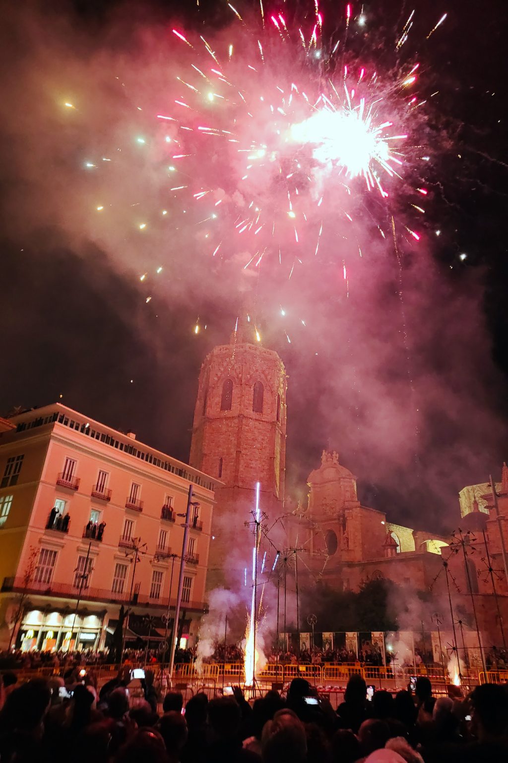 Three April Fireworks in and around Valencia Fireworks Festivals